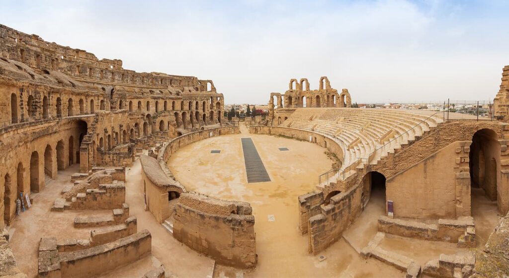 Brief history of the amphitheater Brief history of the amphitheater